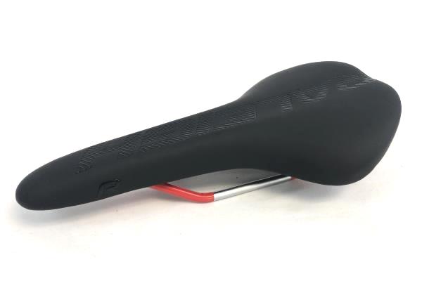New Take Off 142mm Raleigh Road Bike Triathlon Cyclocross Saddle